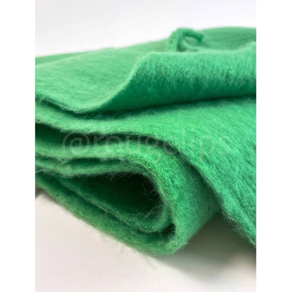 Green Wide Shawl Scarf With Tassels Fuzzy Knit - Picture 12 of 17